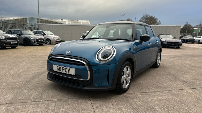 MINI Hatchback 1.5 Cooper Classic 5dr Auto Petrol Hatchback